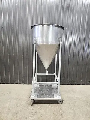 Used 125 Gallon Tank, 304 Stainless Steel