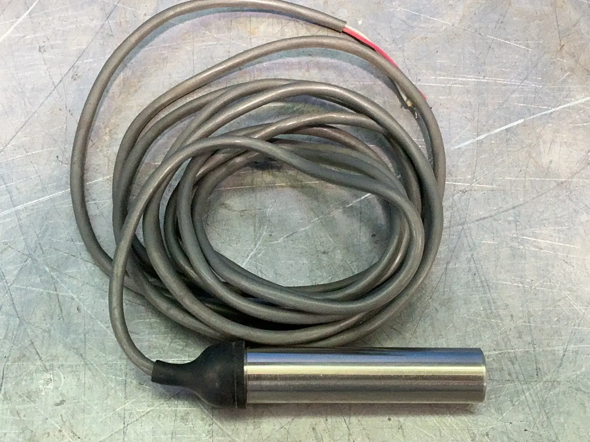 Used RED LION CONTROLS PSAC0000 Proximity Sensors Ohio US | HGR 24 #1290525