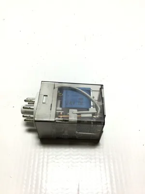 Allen-Bradley CAT 700-HA32Z24 Power Relay (Lot of 17)