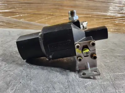 USED SWAGELOK SS-A63TS12-33CFP