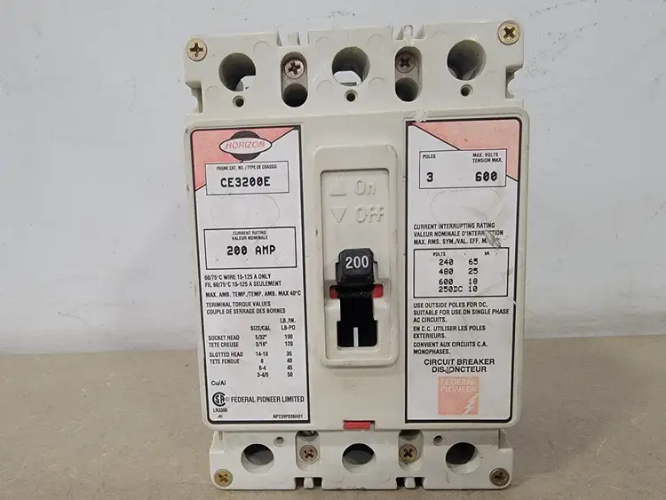 Used FEDERAL PIONEER CE3200E Switchgears British Columbia CA | Lenmark #409369