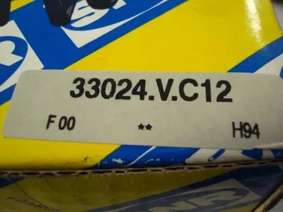 SNR 33024 Tapered Roller Bearing 33024.V.C12 New Sealed