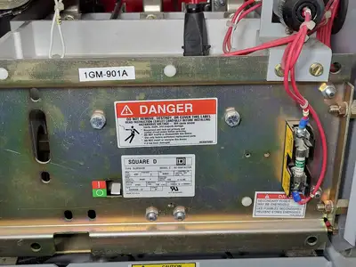 USED 2002 SQUARE D EG44D