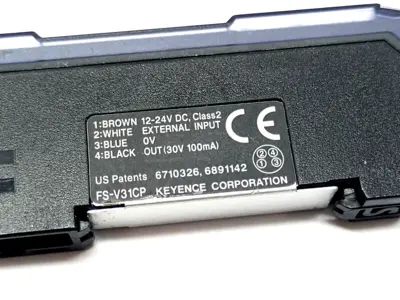 Keyence FS-V31CP Fiber Amplifier, Main Unit, PNP M8 4-Pin