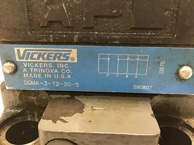 USED VICKERS CVCS-25-D3-S2-10-S32-A99-AP110-Z108