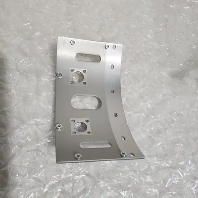 DTL MTG PLATE RF CONN 410077105010