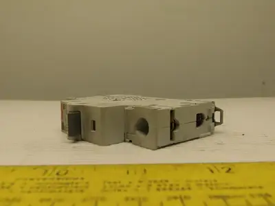 Eaton Cutler Hammer WMS1D05 5AMP Single Pole Circuit Breaker DIN Rail Mount