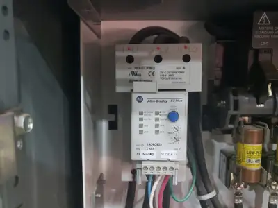 600 volts Motor Control Center Unit Bulletin 2100