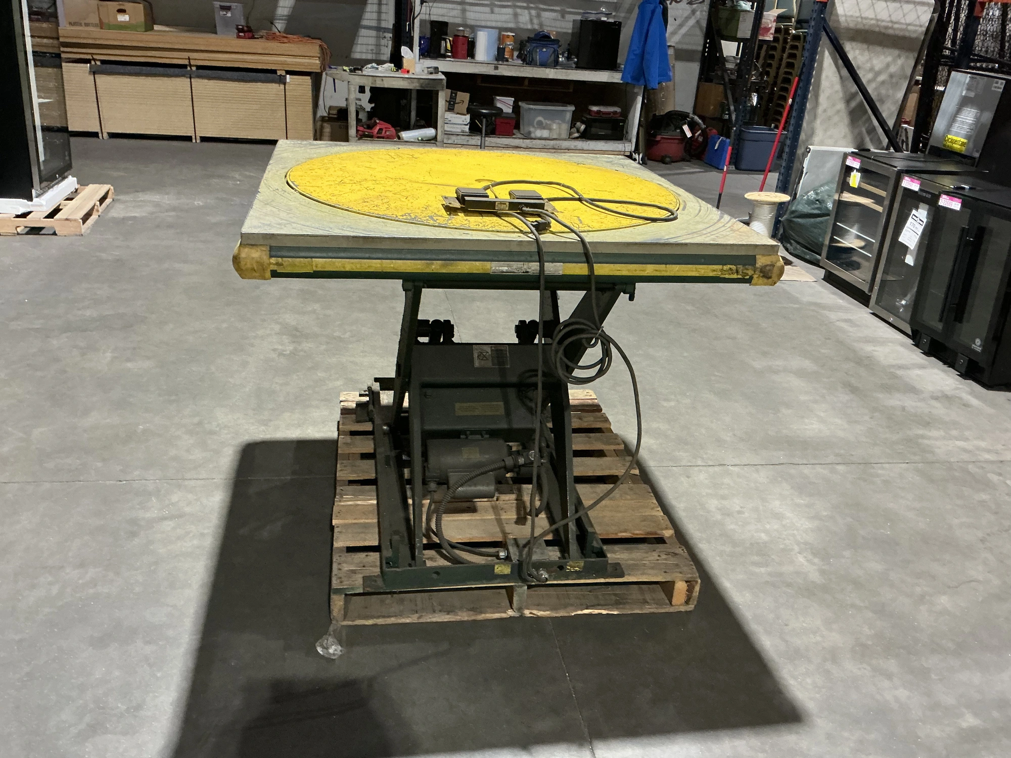 Used SOUTHWORTH LS4-36 HEAVY-DUTY ELECTRIC HYDRAULIC SCISSOR LIFT WITH ROTATING TOP Scissor Lifters Michigan US | Miedema Asset Management Group #1761519