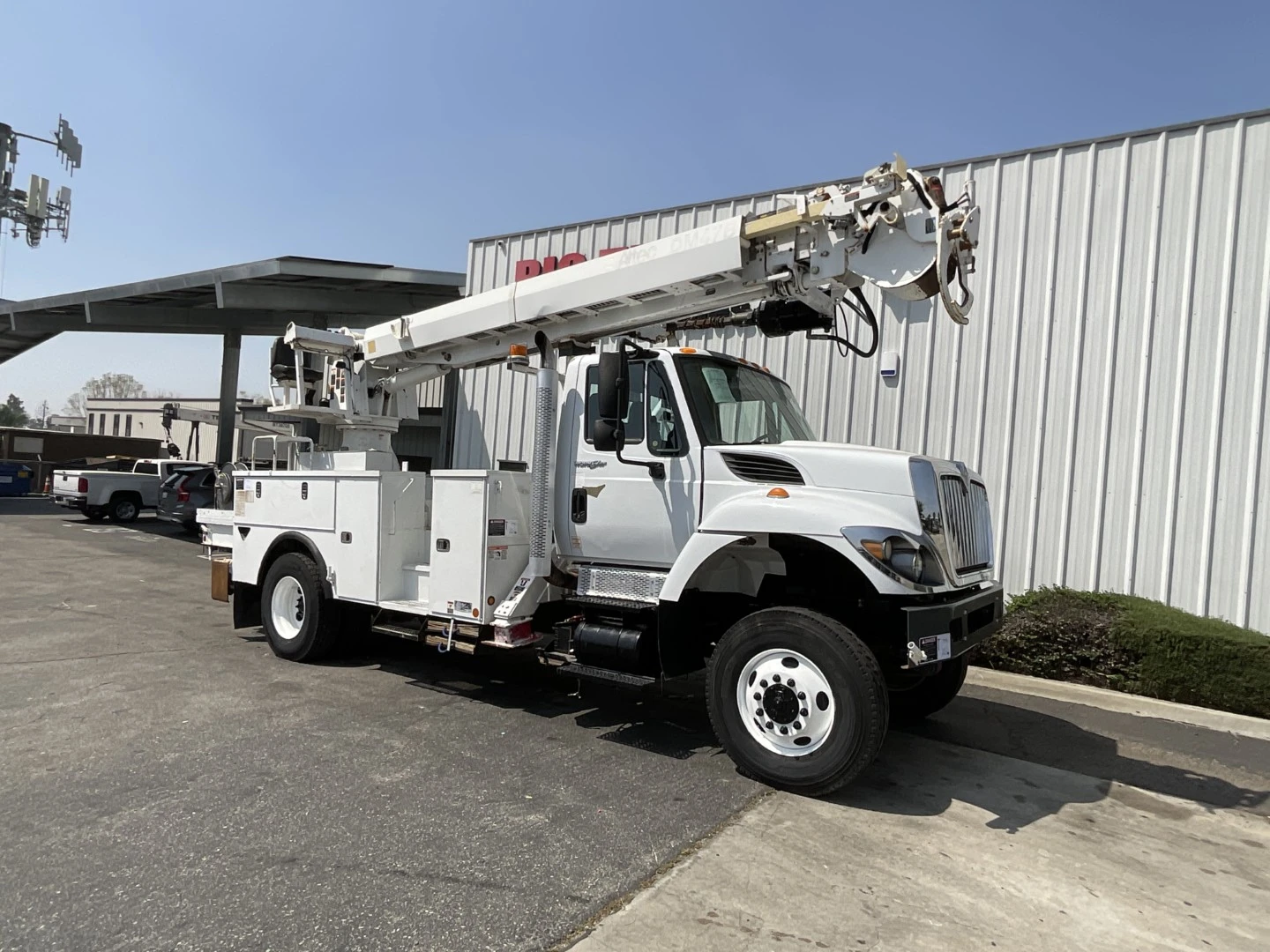 Used 2014 INTERNATIONAL 7300 Truck-Mounted Cranes California US | Big Truck & Equipment #1412253