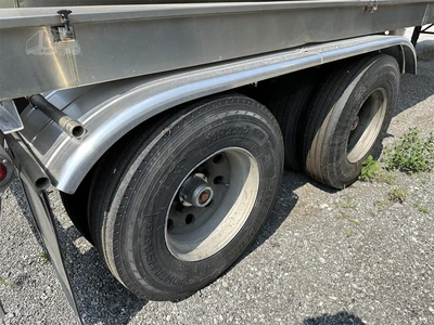 Used 2001 TREMCAR _UNKNOWN_ Tanker Trailers Indiana US | Lakeshore Equipment Sales #1546613