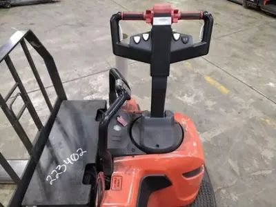 USED 2021 LINDE EWR30