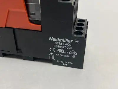 USED WEIDMÜLLER RELAY SOCKET BASE W/ 8690200000 RELAY