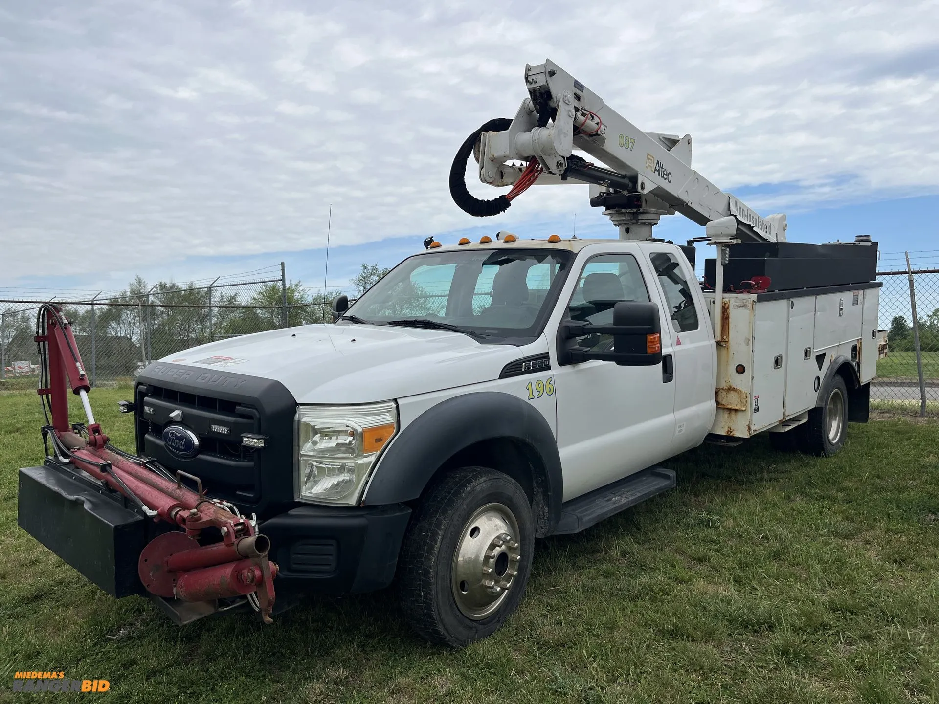USED 2012 FORD F-550