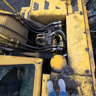 2000 KOMATSU PC400LC-6LM Excavator | Iron Listing (66)