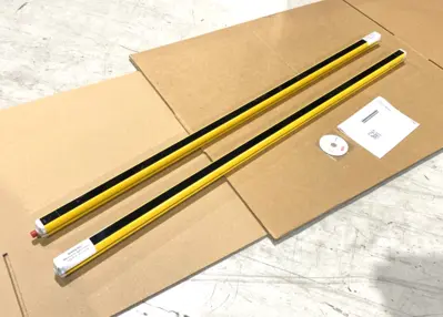 2TLA022302R0700 | ABB  Orion1-4-30-120-B Safety Light Curtain Set, 30mm Resolution - New Other