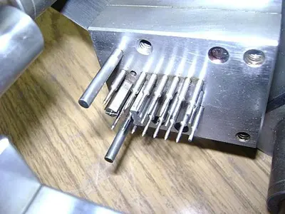 1992-390 Stamping Press Tool and Die Set to make Creole Hinge for Hoop Earring
