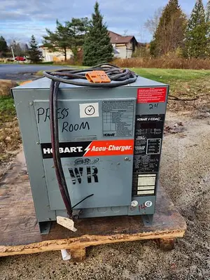 USED 2005 RAYMOND RSS40