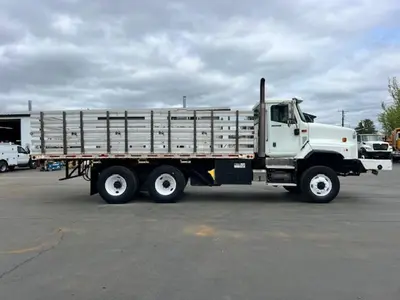 Used 2009 INTERNATIONAL® PAYSTAR 5600 Rolloff Trucks Washington US | Puget Sound Truck Sales #1546540