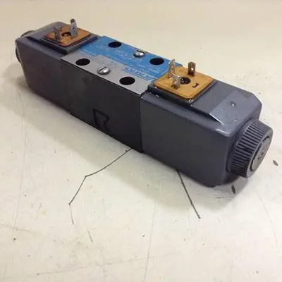 USED VICKERS DG4V-3-6C-M-U-HL7-60
