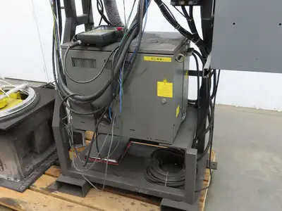 Fanuc M-6I Industrial Robot 6 Axis R-J2 Controller Teach Pendant Spray Head