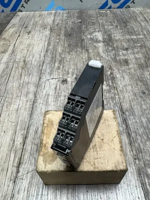 Used OMRON H3DT-N2 Misc Electrical & Power Parts South Carolina US | ESS Industrial Equipment Sales #1425877