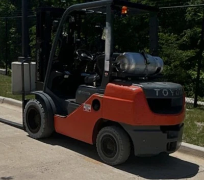 Used 2017 TOYOTA 8FGU30 Misc Forklifts Pennsylvania US | National Lift Equipment #1368601