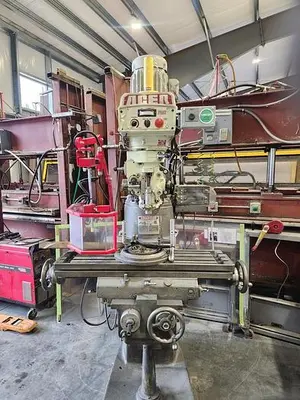 Acer/Cincinnati Manal Vertical Mill