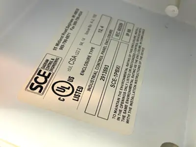 Used SAGINAW CONTROL & ENGINEERING PUSHBUTTON ENCLOSURE 4" X 4" WHITE STEEL Electrical Boxes | Maverick Industrial Sales #1119869