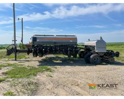 Used CRUSTBUSTER _UNKNOWN_ No-Till Drills Iowa US | Keast Enterprises #1360190