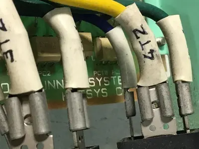USED HOTSYS HOT-RUNNER SYSTEM