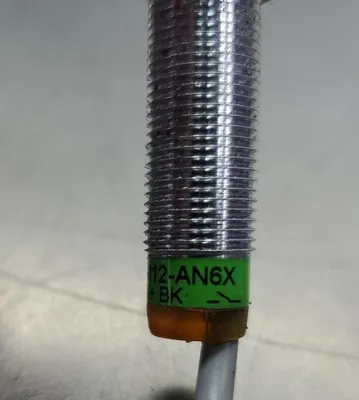 Turck BC3-M12-AN6X Proximity Sensor. 5E-16
