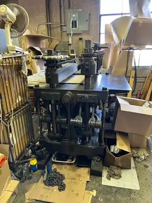 USED 1919 SEYBOLD DUAL HEAD DIE PRESS
