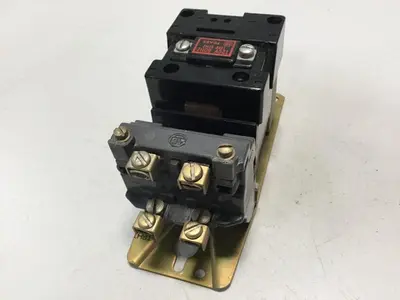 USED ALLEN BRADLEY 702L-AOD92