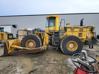 USED 2001 KOMATSU WD600-3