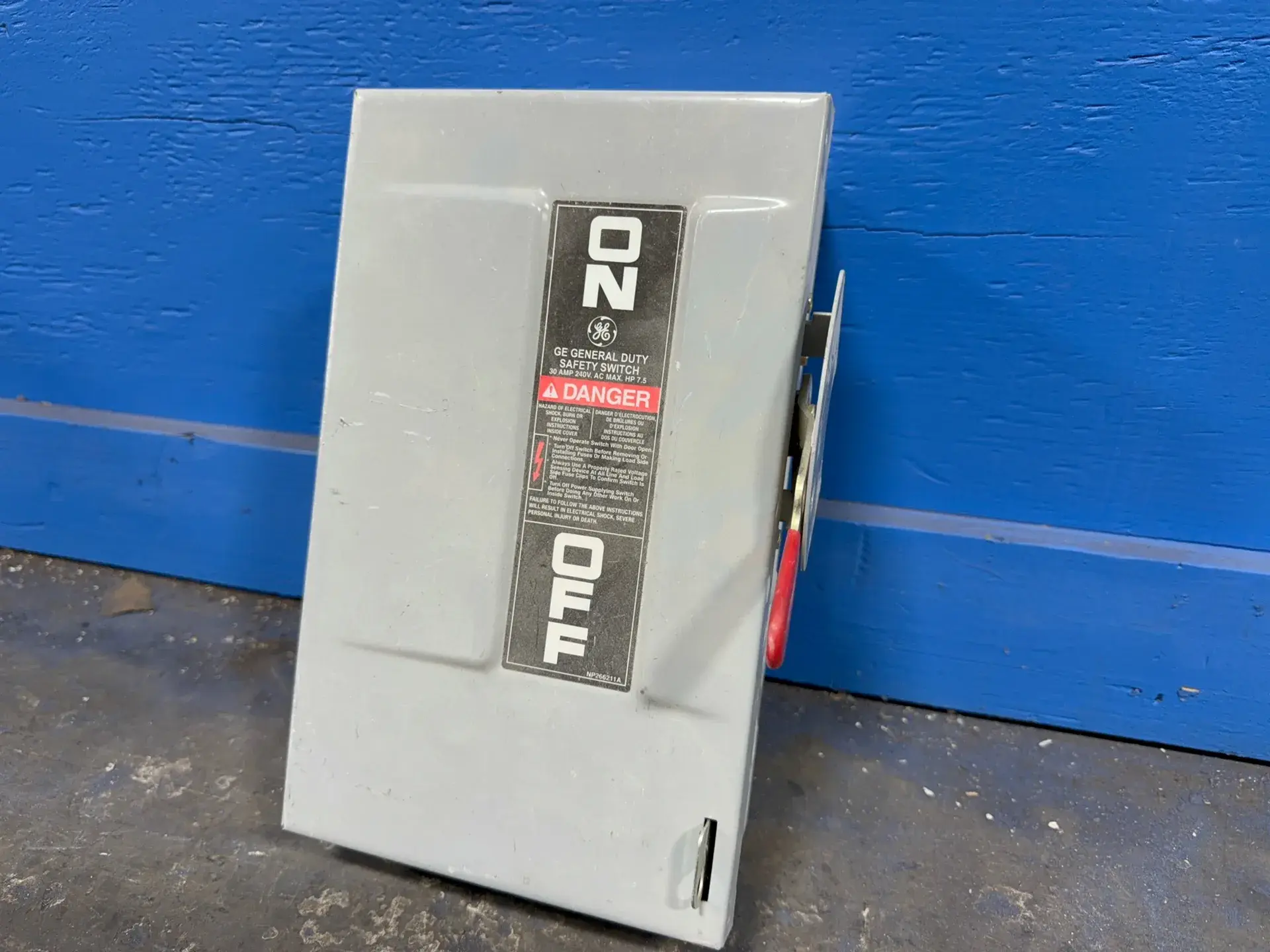Used GENERAL ELECTRIC TG3221 Disconnects Ohio US | HGR 24 #1284769