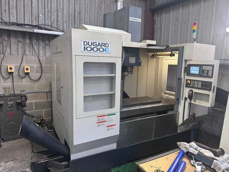 Used 2015 DUGARD 1000E Vertical Machining Centers GB | Charter Auctions #1469911