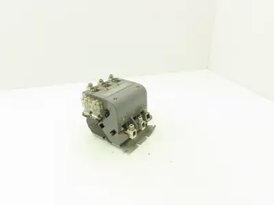 Furnas 40HP32A* Contactor Motor Starter 50Hp 600VAC 3Ph 120V Coil Ser A Size 3