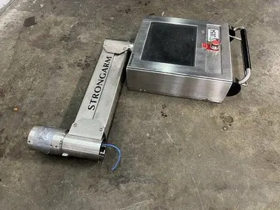 USED 2009 STRONGARM 404-151T0F