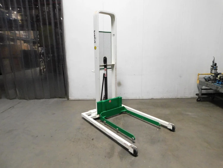 Used PRESTO _UNKNOWN_ Pallet Stackers Texas US | OCO Industrial #1601867