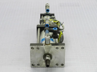 Used FABCO-AIR _UNKNOWN_ Pneumatic Cylinders Texas US | OCO Industrial #1583337