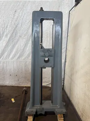 USED GIDDINGS & LEWIS 300-T