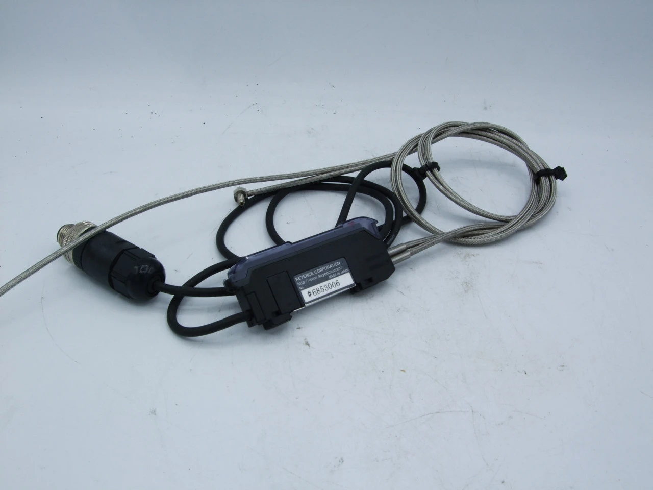 USED KEYENCE FS-V33