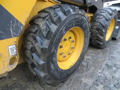 Used 2013 VOLVO MC110C Skid Steer Loaders New York US | Abele Tractor #1343029