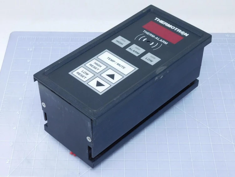 Used THERMOTRON _UNKNOWN_ Temperature Controls | OCO Industrial #1610310