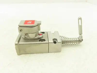 Allen Bradley 440T-MSALE10DC Guardmaster Trapped Key Interlock Switch No Key