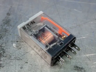 New | in-Stock EATON D1RF1T Relays & Switches | HGR 24 #739667