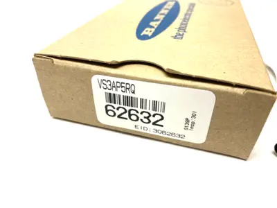 VS3AP5RQ, 62632 | Banner VS3AP5RQ Opposed-Mode Photoelectric Sensor w/ Advanced Optics 62632 - New
