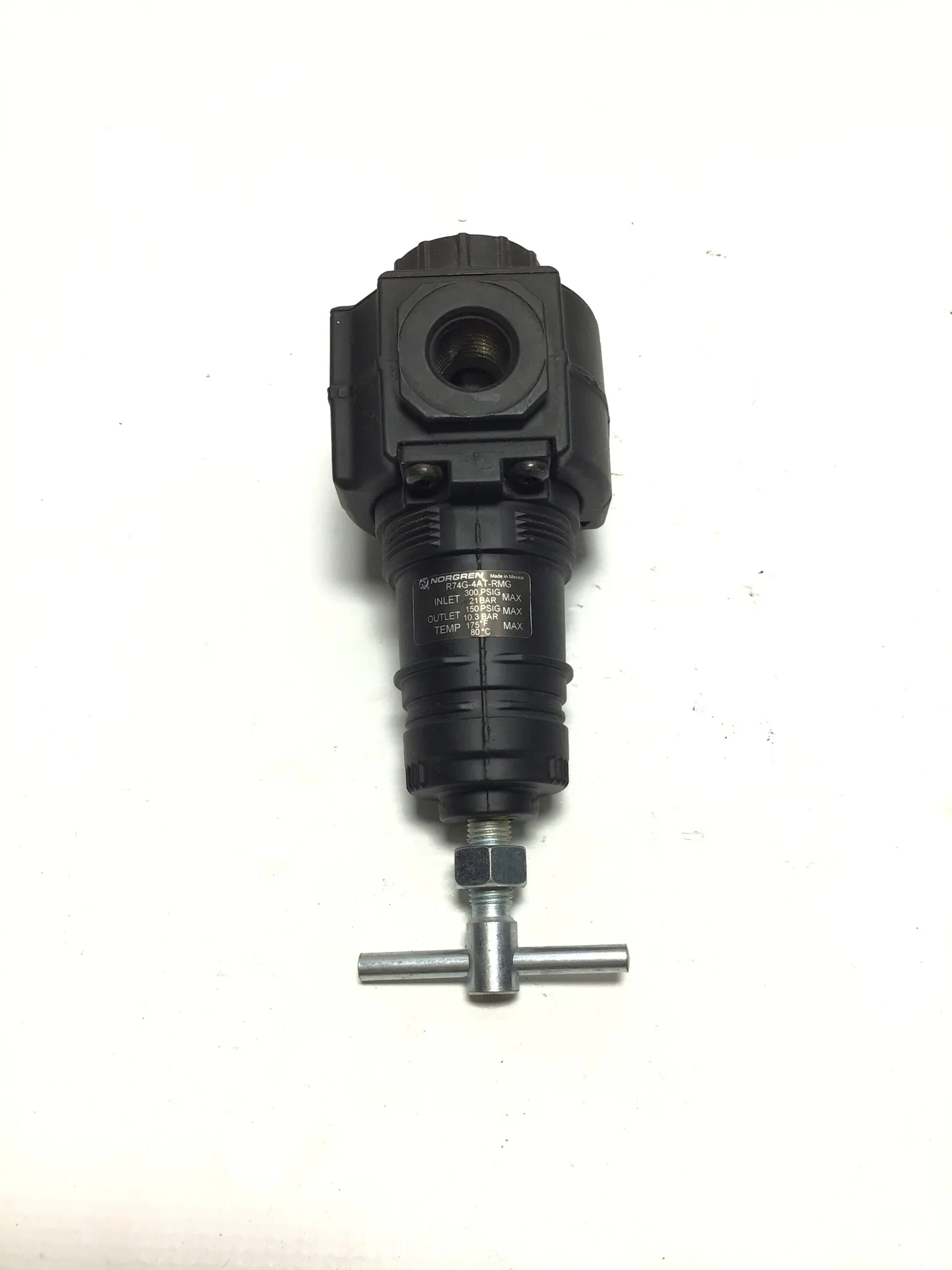 Norgren R74G-4AT-RMG Pneumatic Regulator 300 PSIG (21Bar) 150 PSIG  (10.3Bar)