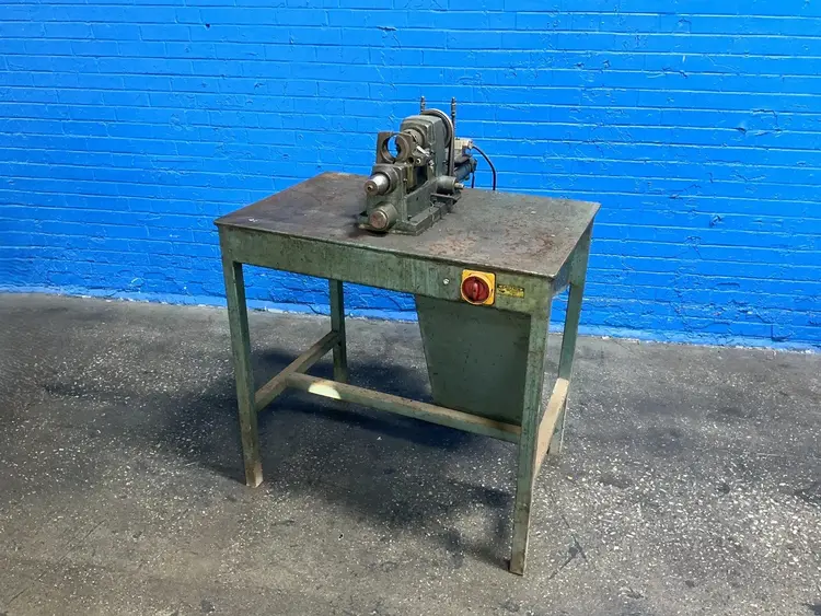 Used _UNKNOWN_ _UNKNOWN_ Tube End Finishing & Chamfering Machinery Ohio US | HGR 24 #1311761